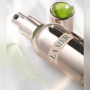 💥NEW💥 LA MER THE REGENERATING SERUM 1 oz. $435 Retail. Still sealed in box.